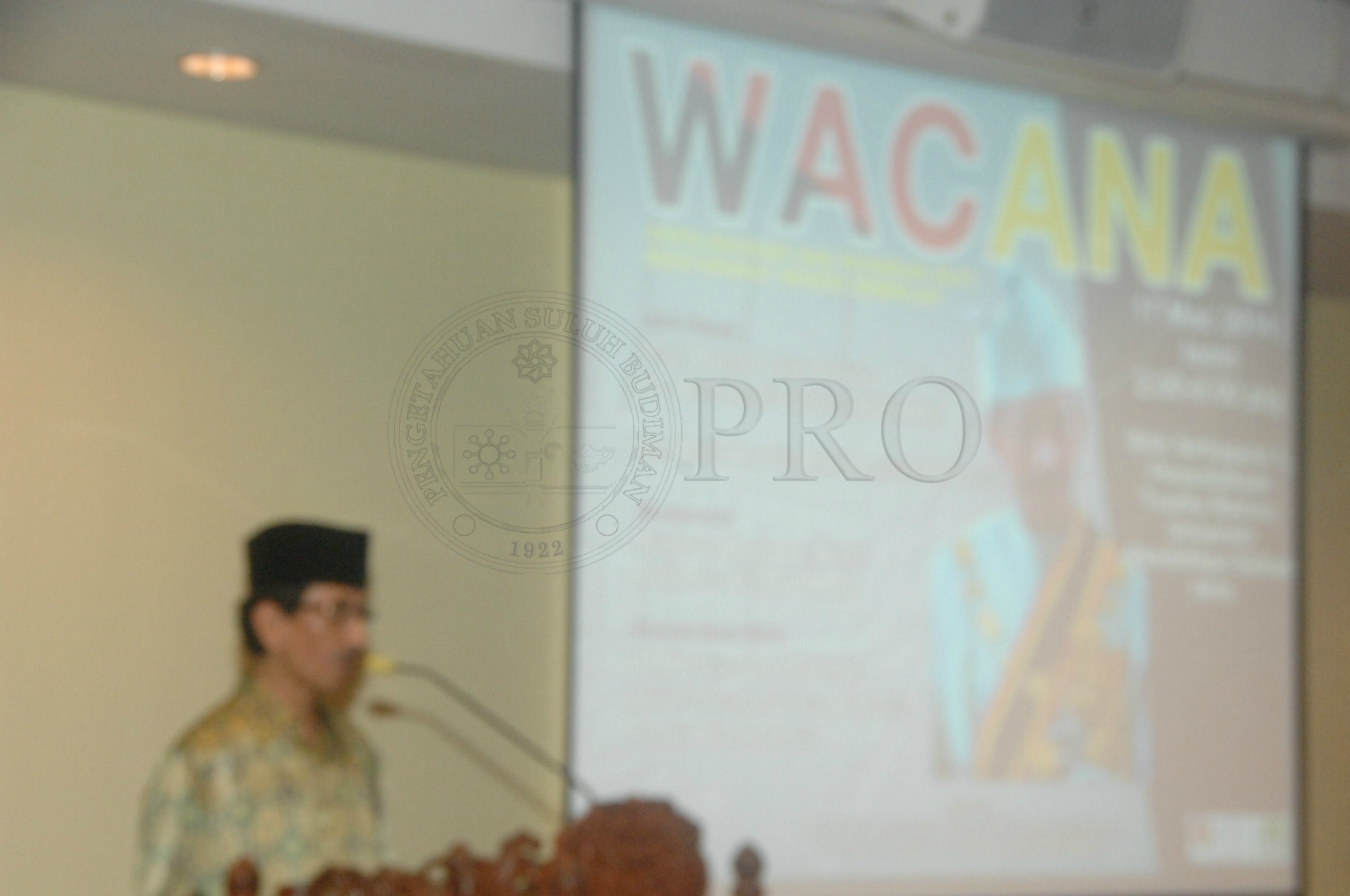 PRO 14 33 WACANA FBA 0164
